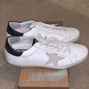 Golden Goose Sneakers